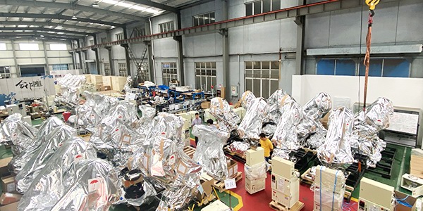 工業(yè)機器人產(chǎn)業(yè)迎來重要機遇期，前迅工廠開足馬力促生產(chǎn)，大干快上搶時機